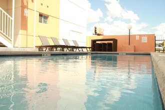 Building Photo - 502 Shiloh Dr