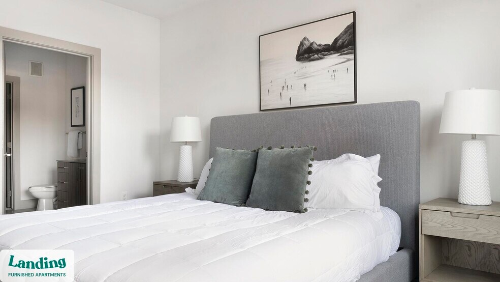 Building Photo - 930 Howell Mill Rd NW