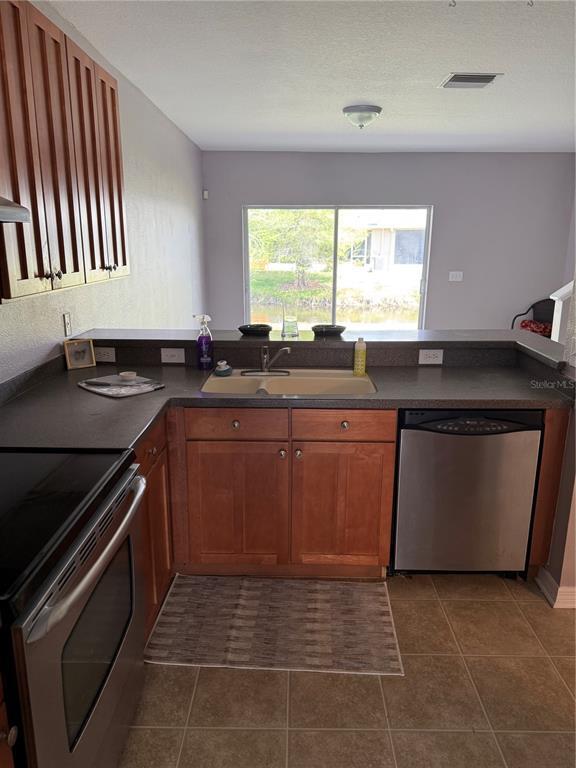 Building Photo - 16344 Swan View Cir