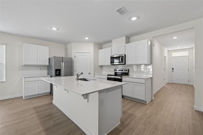 Building Photo - 2893 House Finch Rd