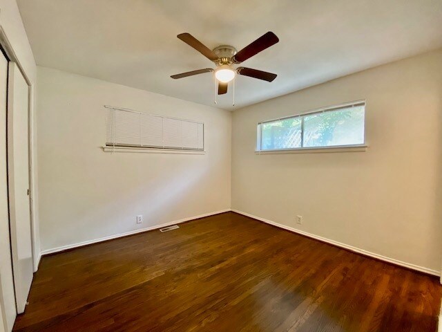 Building Photo - 2125 Forest Oaks Dr