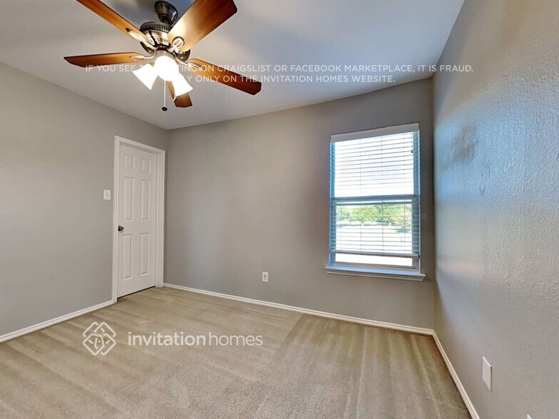 Building Photo - 11616 Bobcat Dr