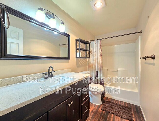 Building Photo - 8711 70th Dr NE