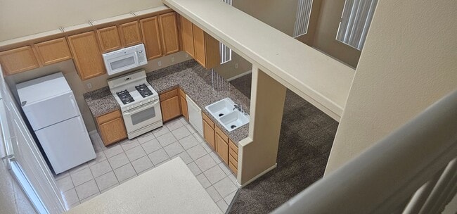 Building Photo - 3 Bedroom Home available to rent