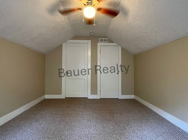 Building Photo - oi509