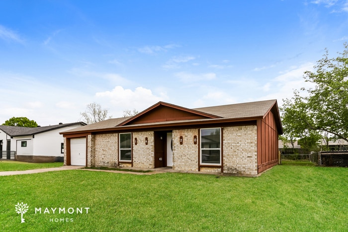 Building Photo - 1420 Palisades Dr