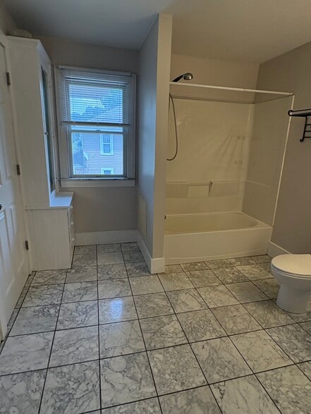 Upstairs bath - 436 N Main St