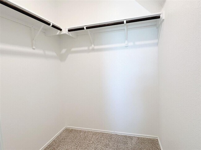Building Photo - 5621 Bellissima Way