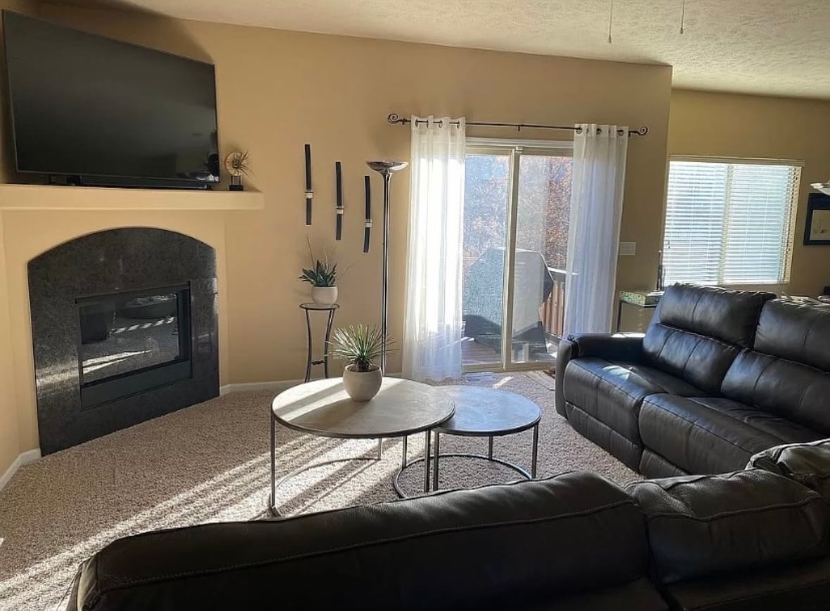 Upstairs living room - 7111 S 183rd Ave