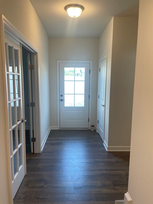 Building Photo - New Construction Townhouse