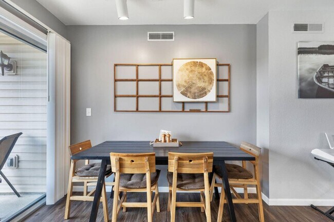 Primary Photo - Beautifully Furnished with Modern Furnishi...