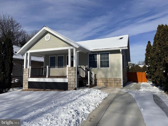 Building Photo - 109 Paoli Pike