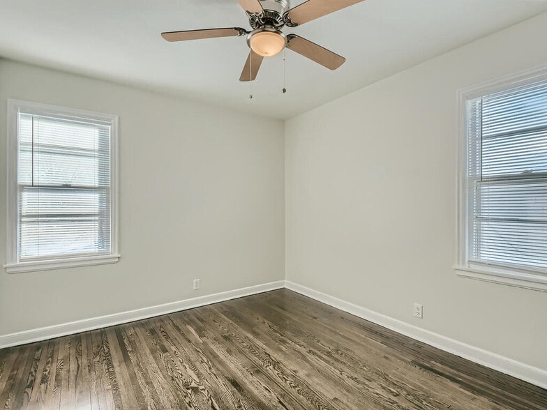 Building Photo - 1316 Oxford St