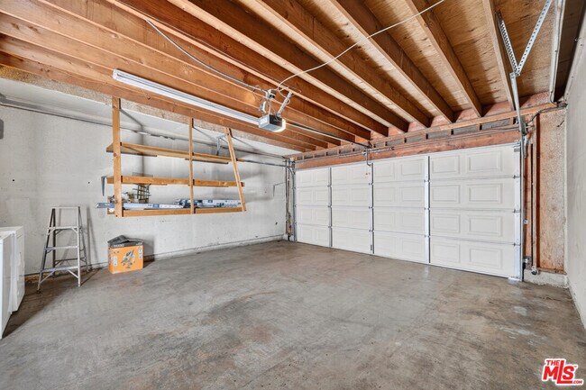 Building Photo - 19221 Sherman Way
