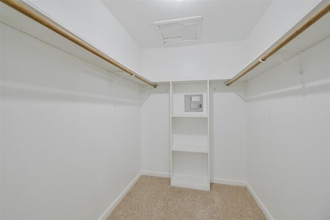 Building Photo - 12955 Woodforest Blvd