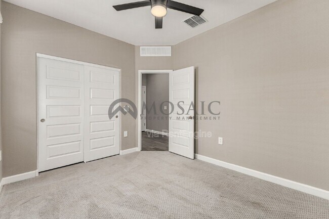 Building Photo - 12116 W Wier Ave
