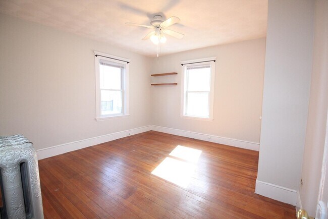 Building Photo - 63 Foster St