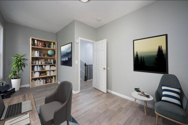 Building Photo - 136 Ege Ave