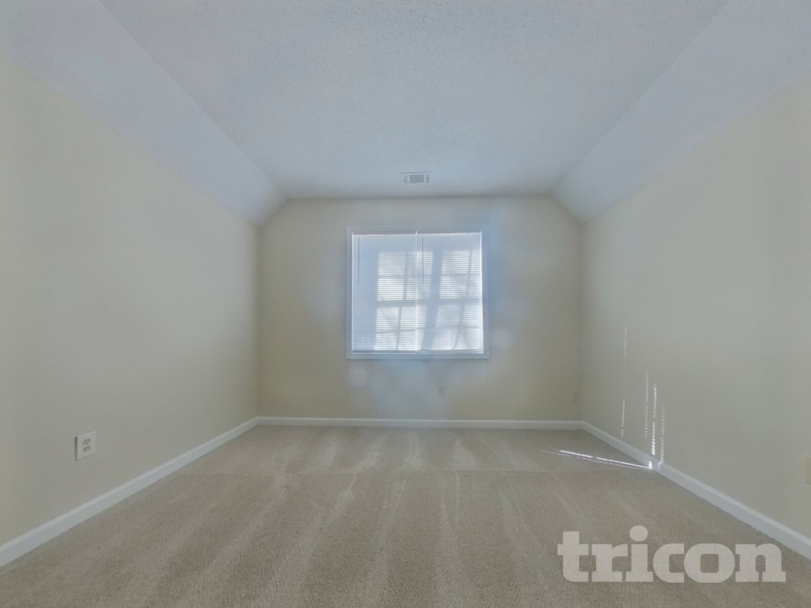 Building Photo - 6300 Holborne Ln