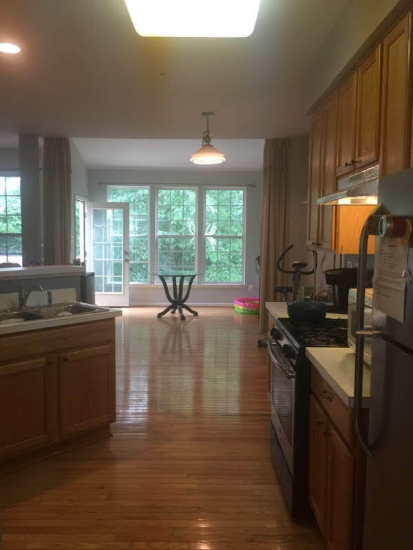 Building Photo - 553 Mockingbird Way