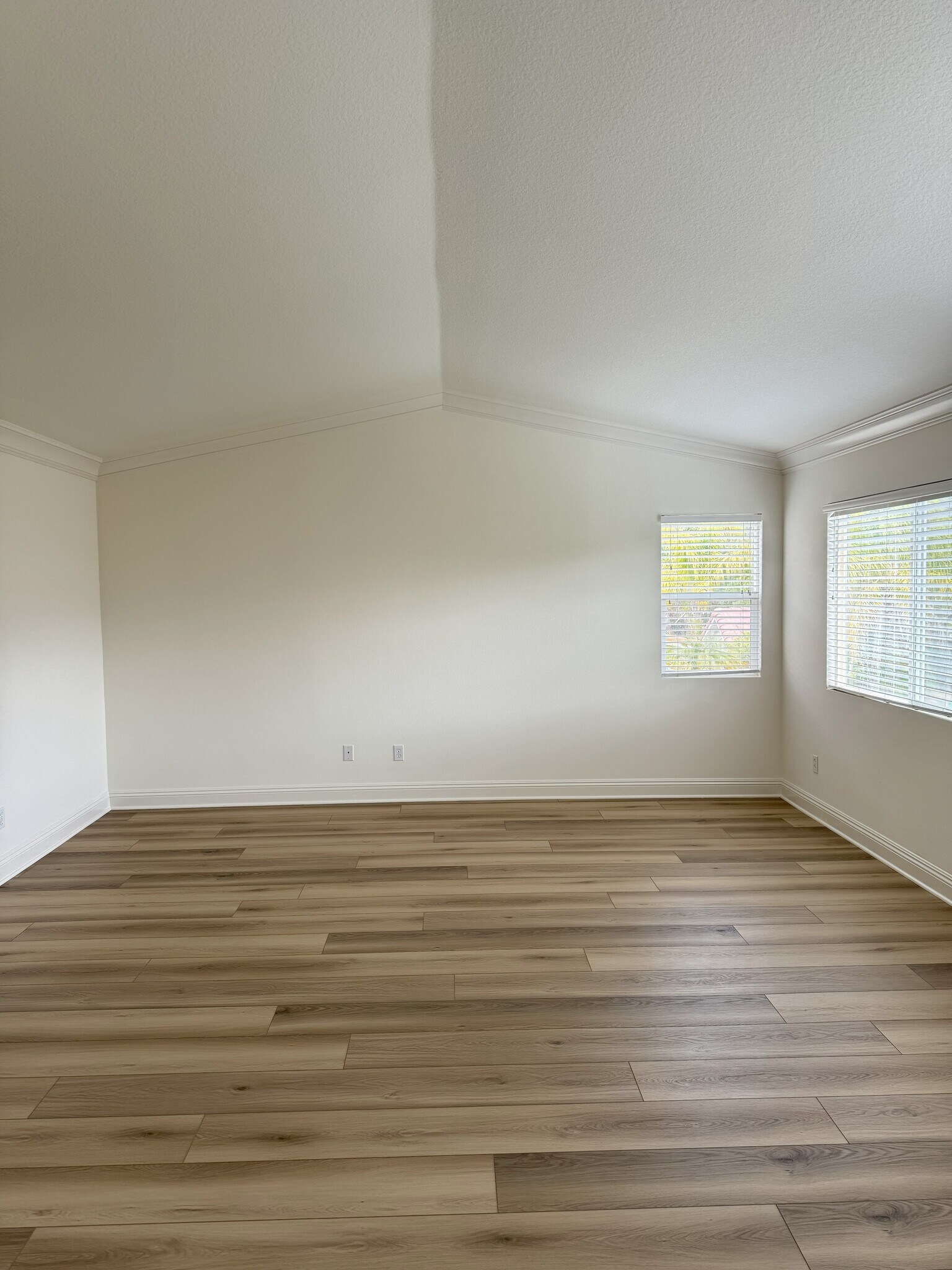 Building Photo - 30434 Mallorca Pl