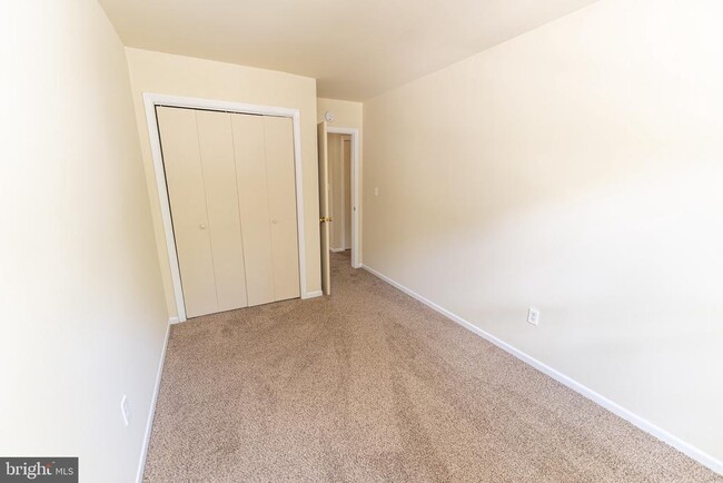 Building Photo - 746 Hemlock St