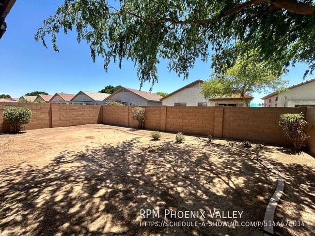 Building Photo - 11191 W Palm Ln