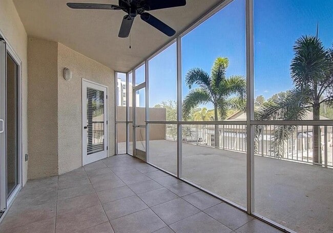 Building Photo - 960 Starkey Rd