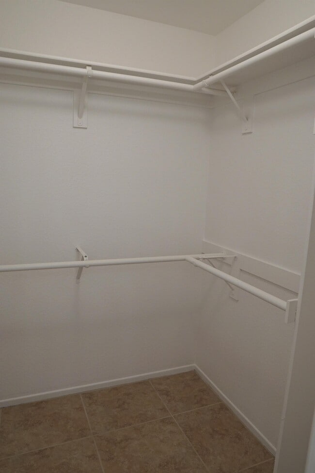 Building Photo - 43917 Cll Las Brisas W