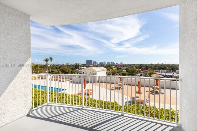 Building Photo - 3180 SW 22nd Terrace