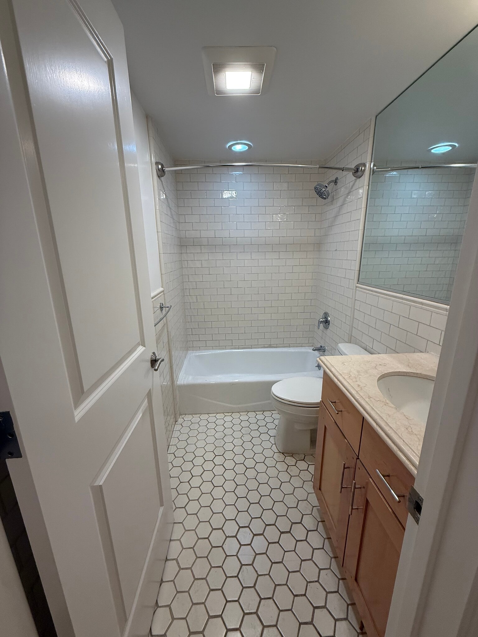 Bathroom - 119 Peralta Ave