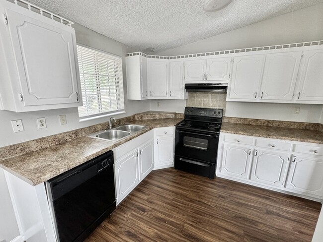 Building Photo - 4408 N Bay Dr
