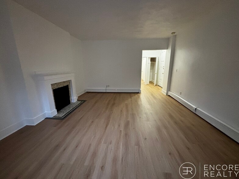 Building Photo - 655 Washington St