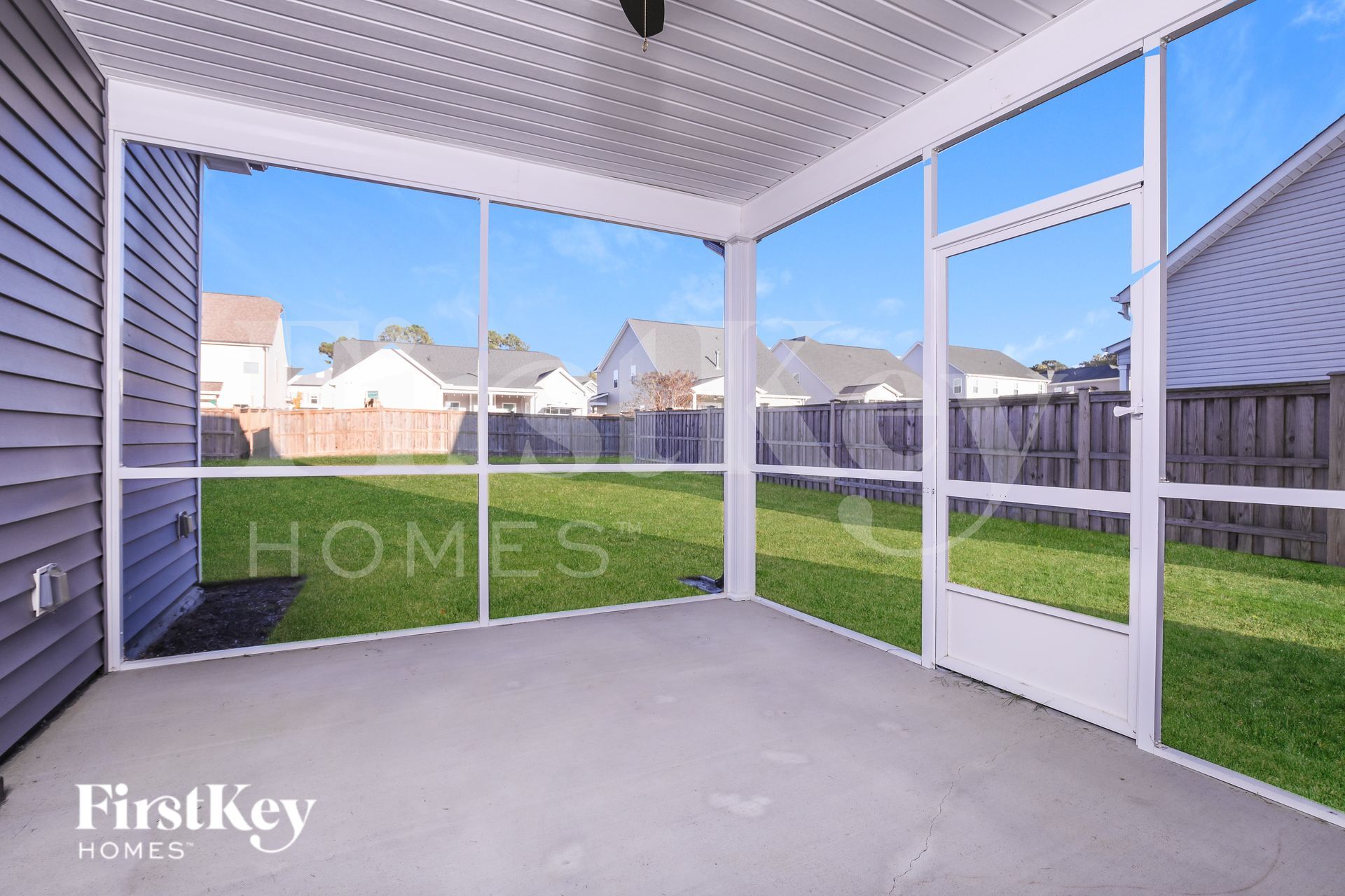 Building Photo - 499 Royal Oak Ln