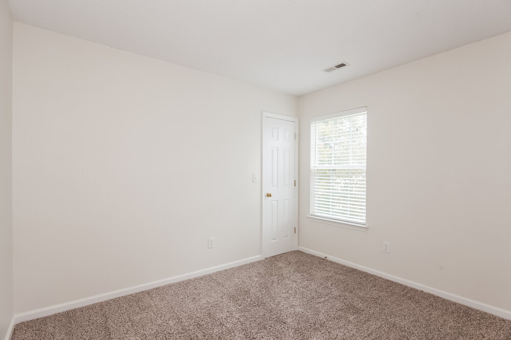 Building Photo - 7945 Bristle Ln
