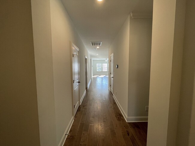 Building Photo - Beautiful home in Foxland Harbor