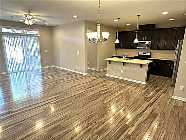 Building Photo - 1428 Glenwater Dr