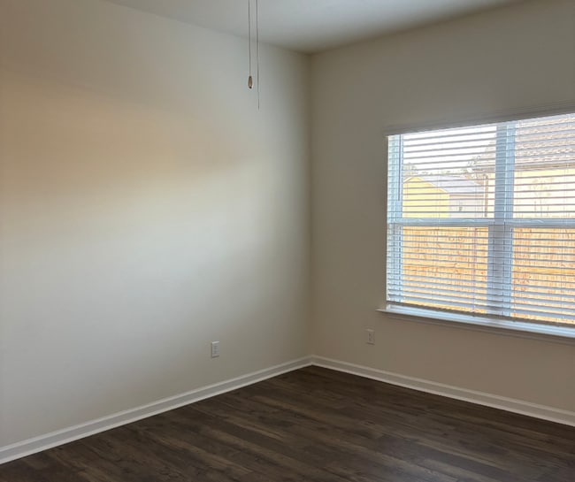 Building Photo - 2049 Tournament Dr