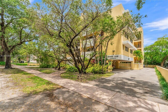 Building Photo - 525 Coral Wy