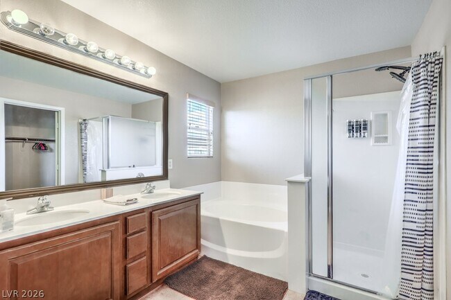 Building Photo - 5663 Artesia Lake Ct