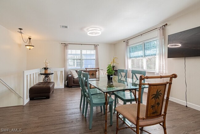 Building Photo - 1881 Danford St