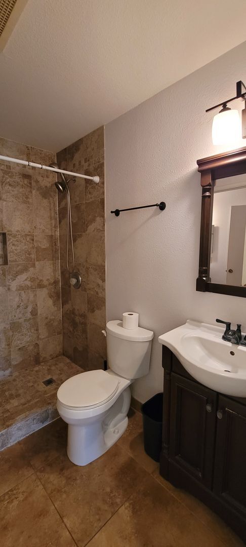 Building Photo - 2 parking stalls! Nice Kihei Villages 2 bedroom 1 1/2 bath