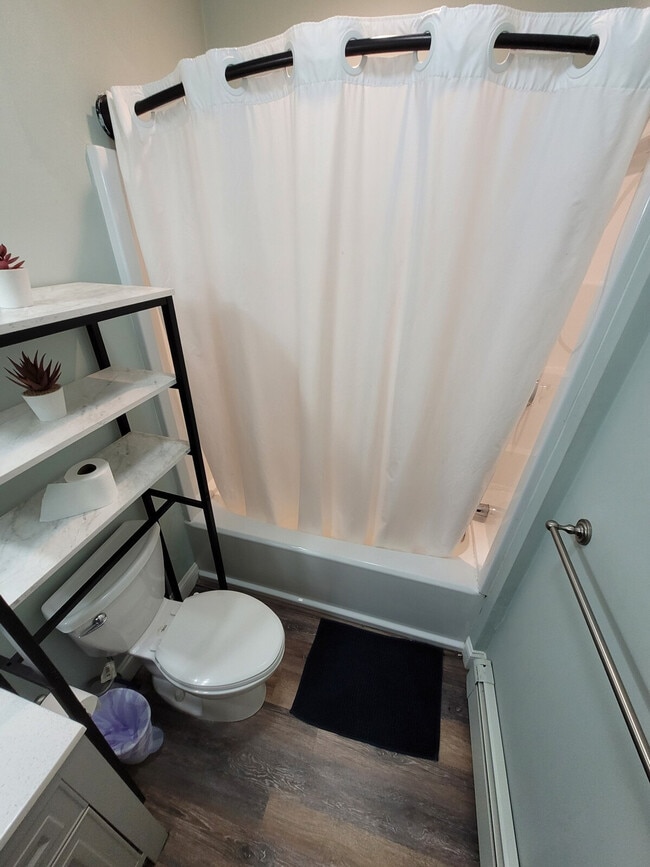 Building Photo - 26 Fiore St