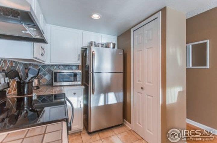 Kitchen - 6870 Xavier Cir