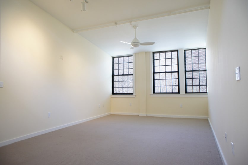 Interior Photo - Residences At Riverwalk