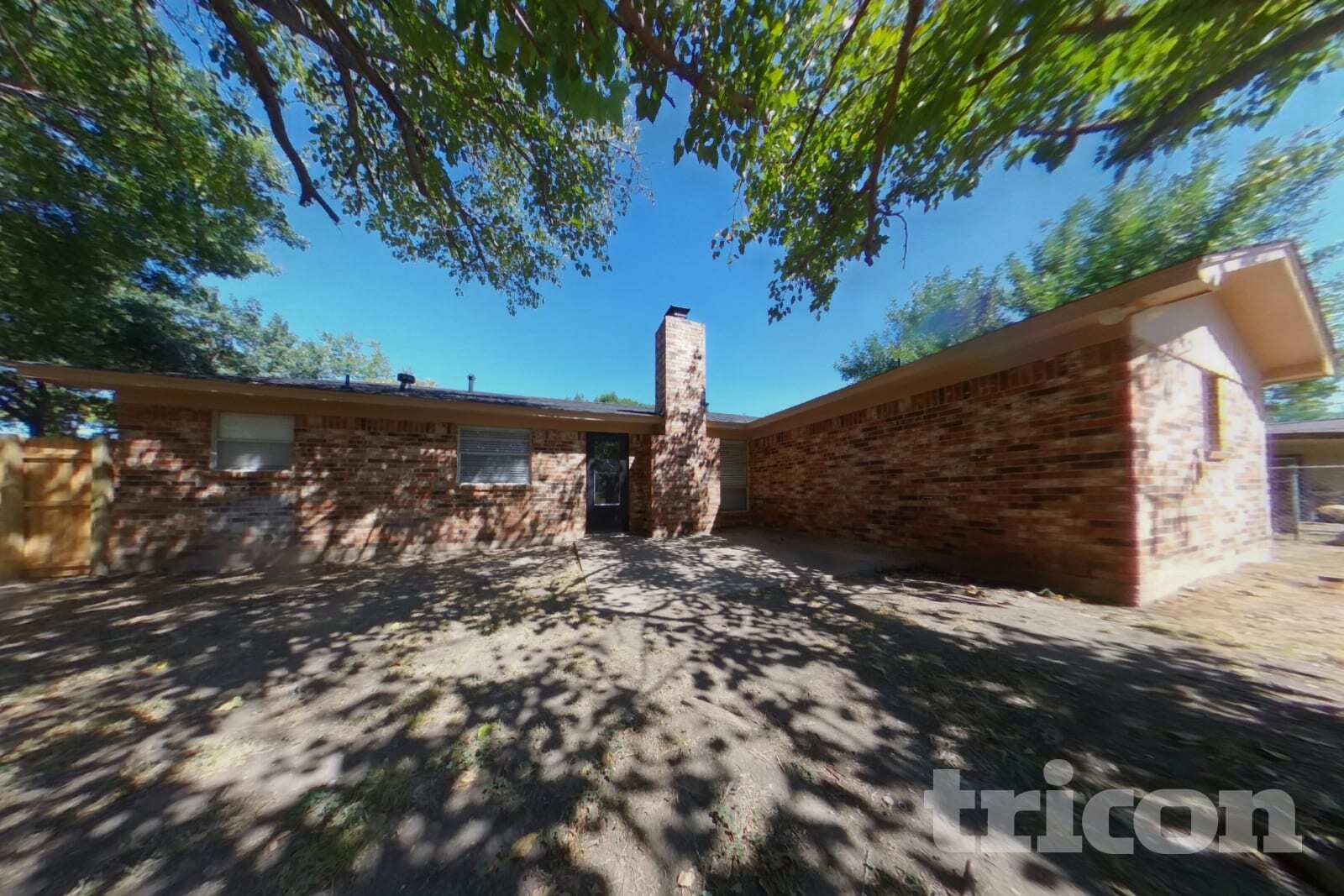 Building Photo - 5129 Laurel Ln
