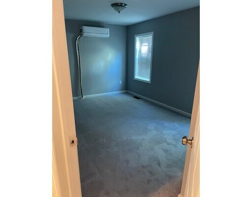 Building Photo - 41 Bosworth St