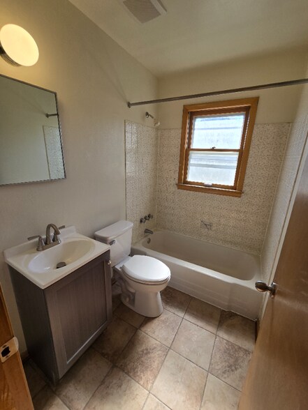 Building Photo - 4354 N 72nd St