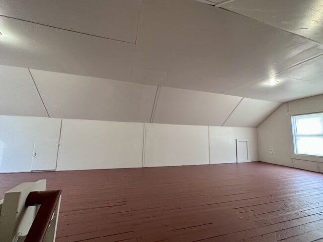 Building Photo - 2172 12th St SW