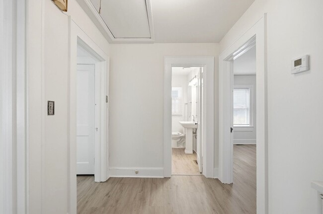 Building Photo - Fully Remodeled Home in the Heart of Belmont